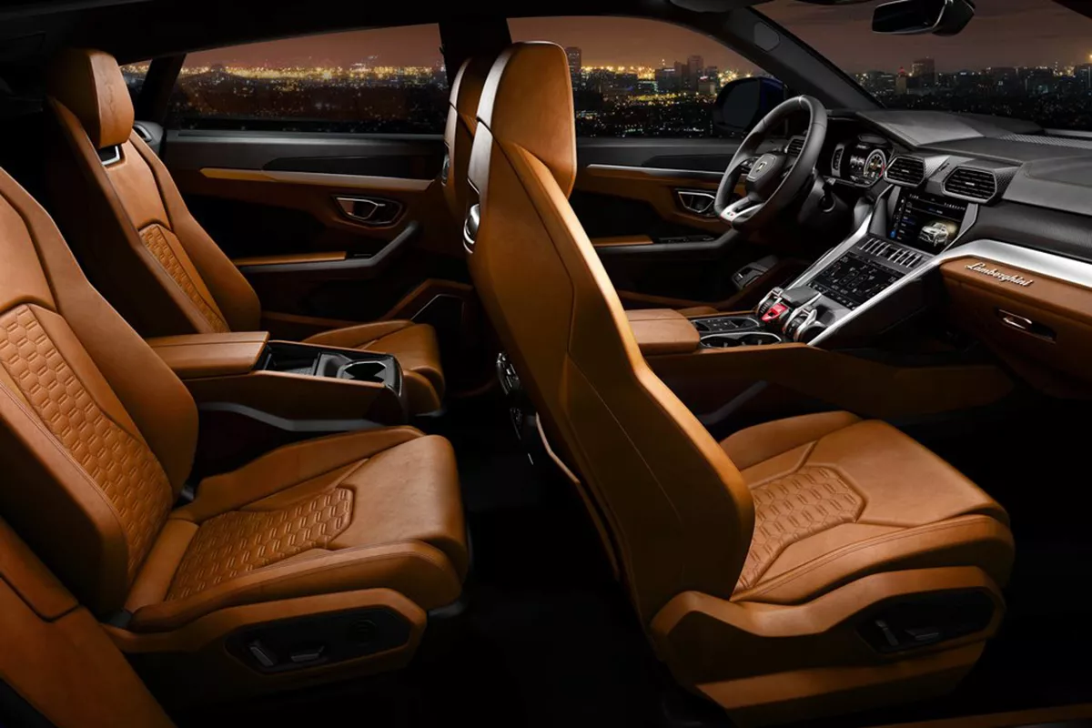 A picture of the interior of the Lamborghini Urus