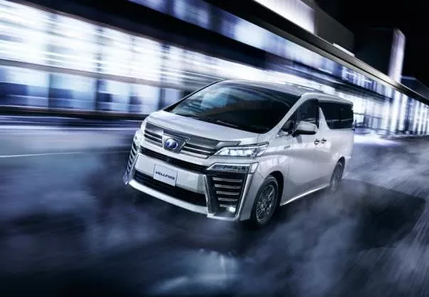 Toyota Vellfire 2018 facelift angular front