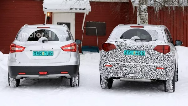 Suzuki Vitara 2018 facelift spy shot rear view