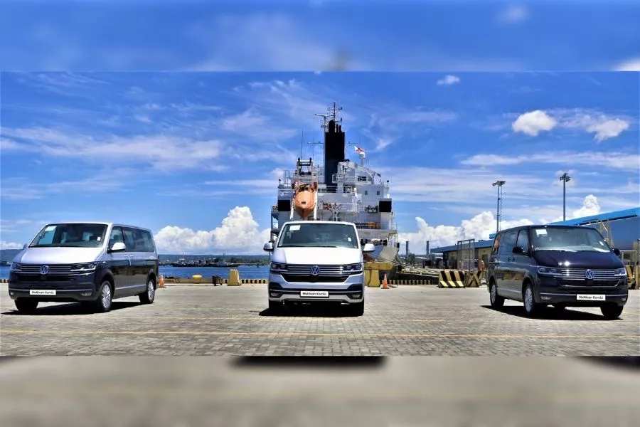 Volkswagen Multivan Kombi front view