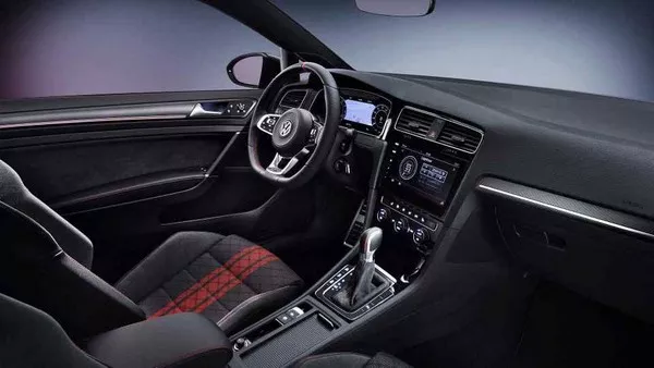 Volkswagen Golf GTI TCR 2019 interior