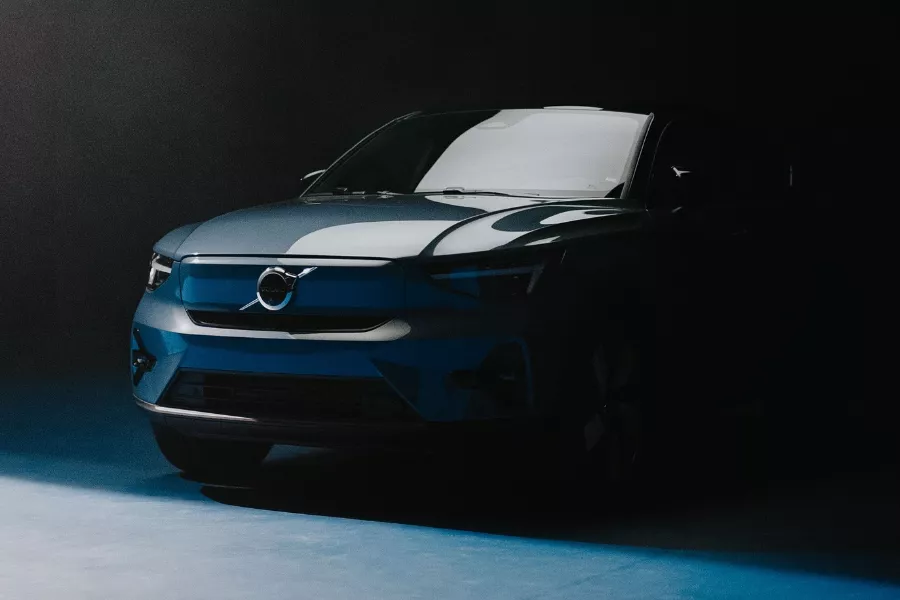 Volvo XC40 Recharge front view