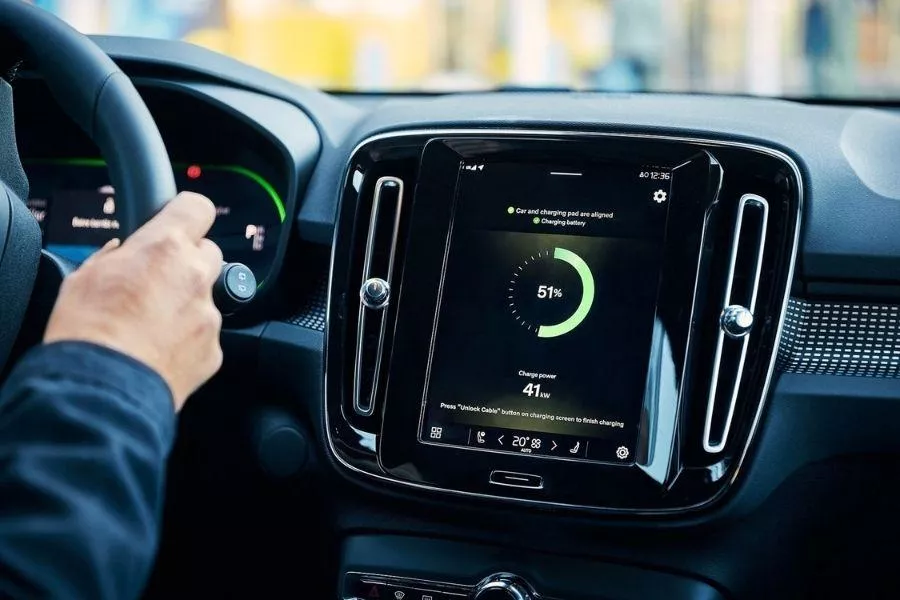 Volvo wireless electric vehicle charging tech
