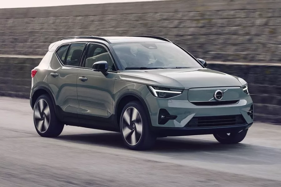 Volvo XC40 Recharge front view