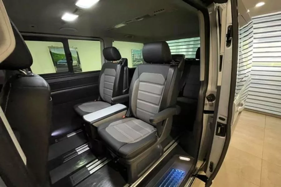 PH-spec Volkswagen Multivan Kombi interior view