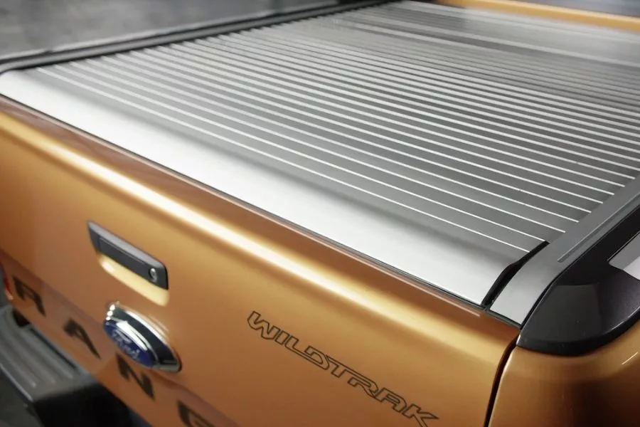 A picture of the Wildtrak equipped with roller shutter