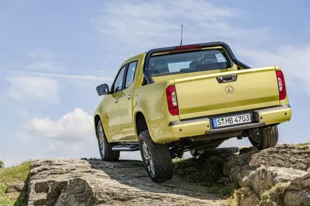 Mercedes-Benz X-Class angular rear