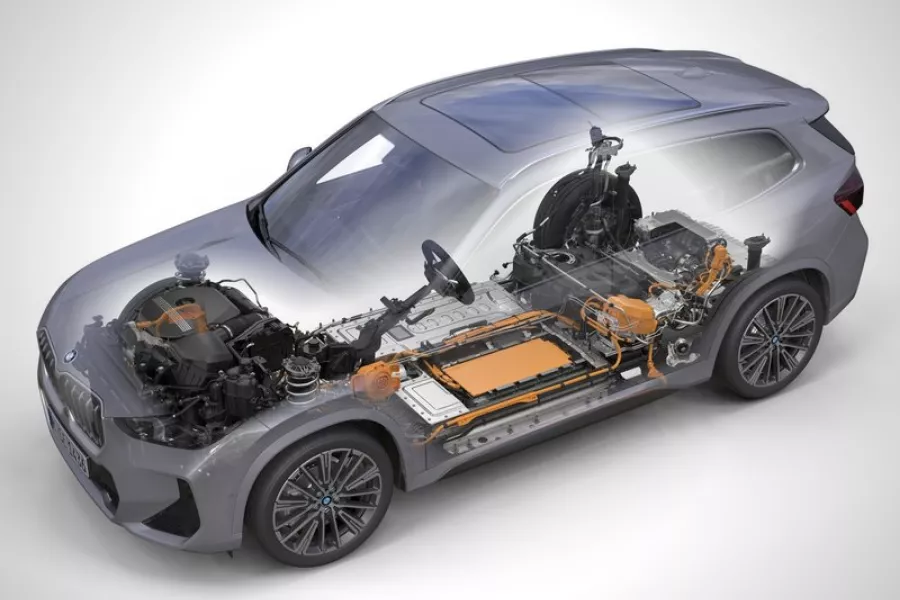 A transparent view of the X1 PHEV hybrid A picture showing the mechanical bits of the X1 PHEV hybrid
