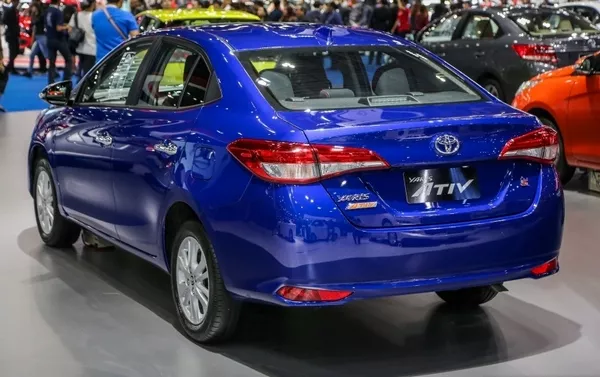 Toyota Yaris Ativ S 2018 sedan angular rear
