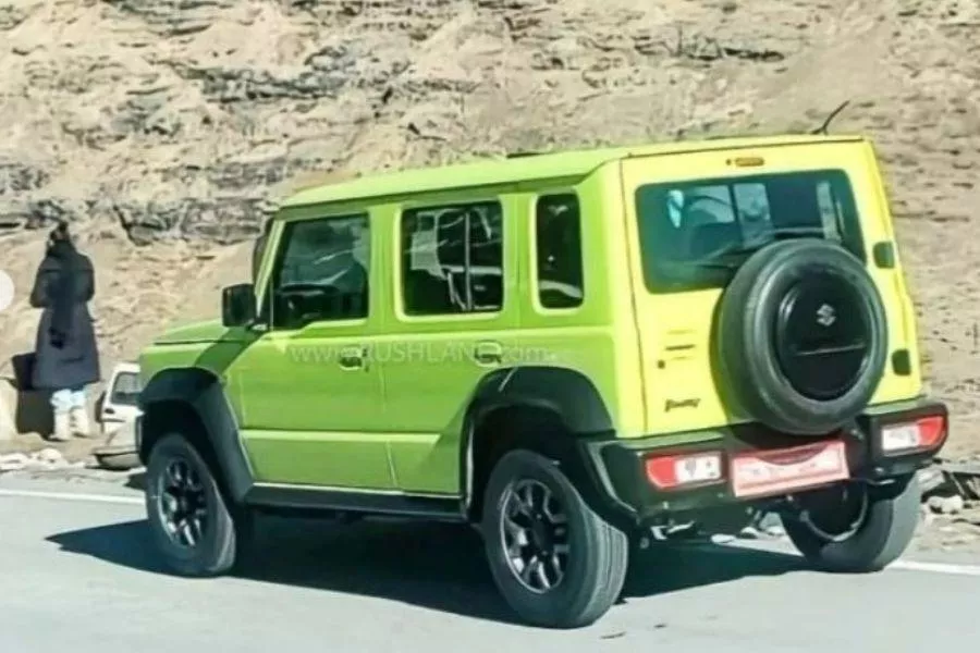 5-door Suzuki Jimny rear view