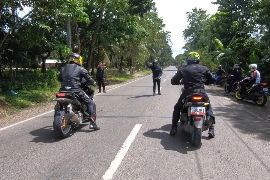 A picture of the infamous illegal street race in Zamboanga