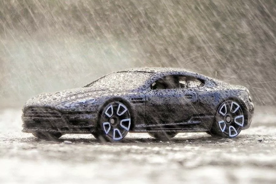 Car in the rain