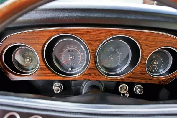 1969 Ford Mustang Analog Gauge Cluster