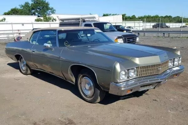 A picture of a Chevrolet Impala.