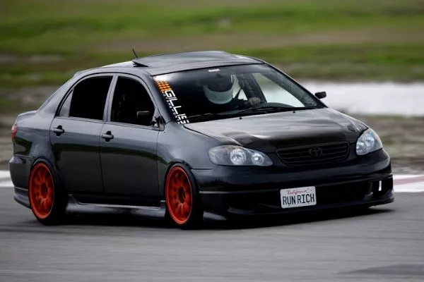 2007-toyota-corolla-altis-on-the-tracl