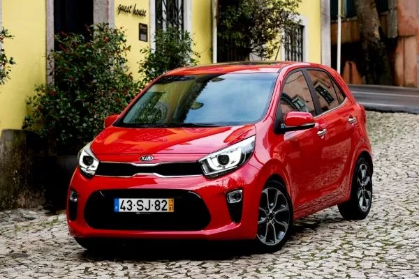 2020-kia-picanto-lx-on-the-road