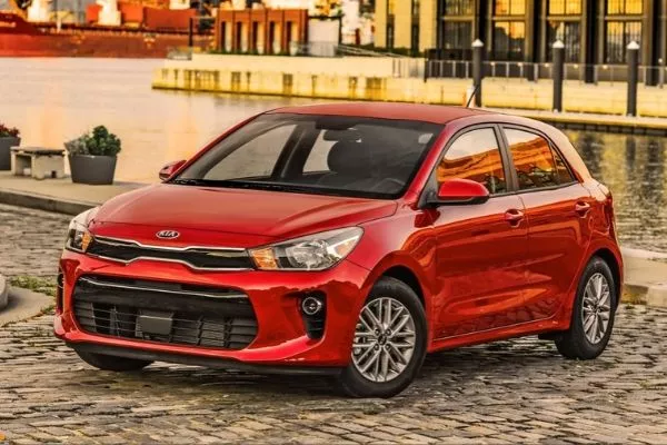 2020-kia-rio-on-the-road