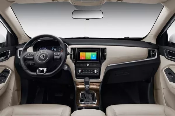 A picture of the MG RX5's interior.