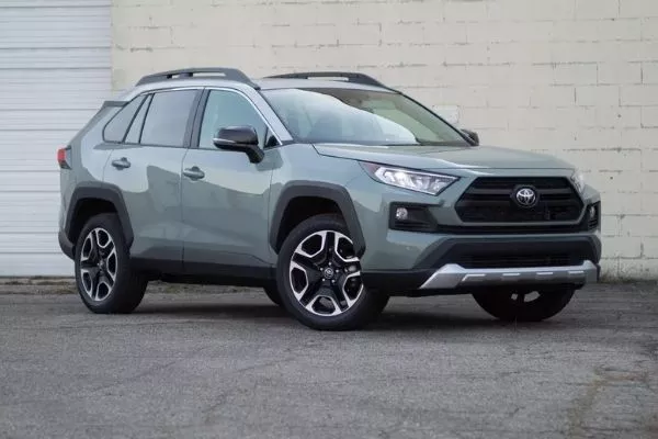 2020-toyota-rav4-on-the-rosf