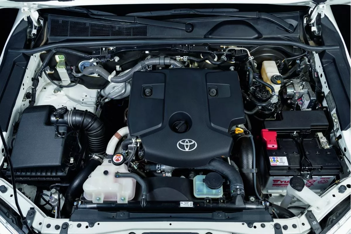 A picture of the 2nd engine option for the Toyota Hilux