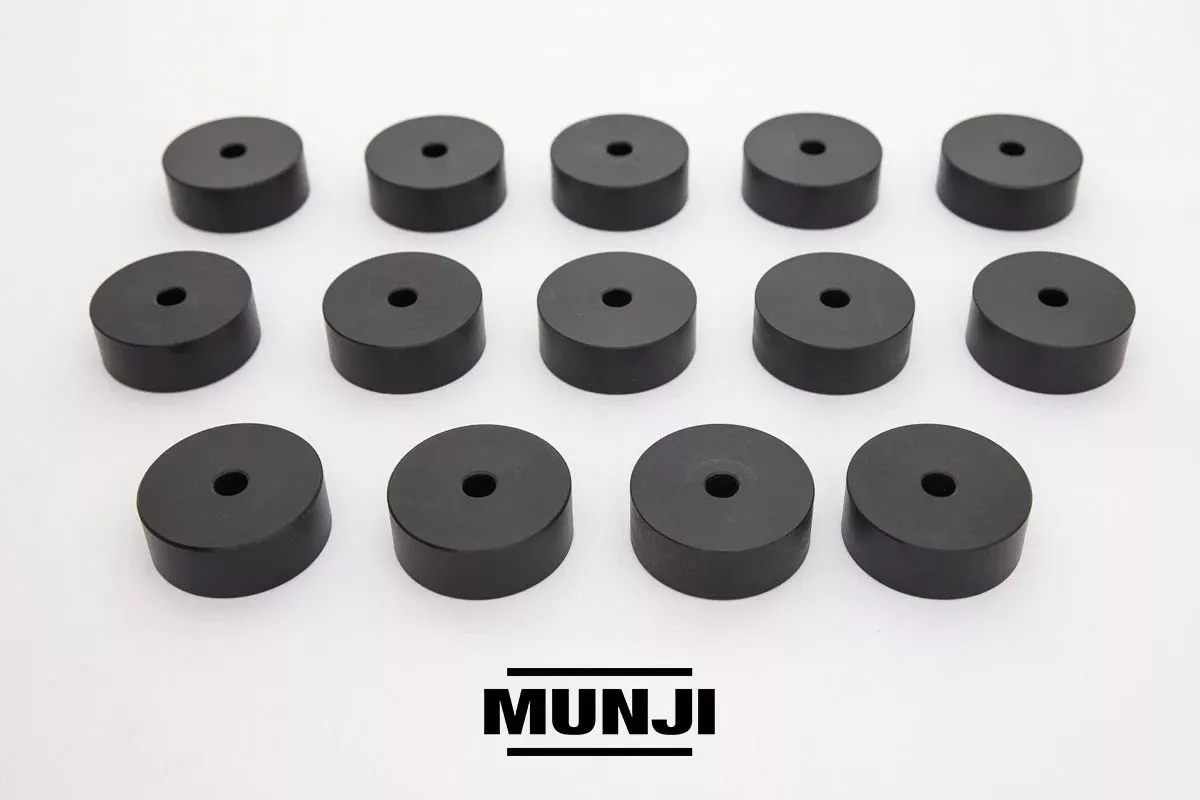 A picture of 2-inch body lift kit spacers
