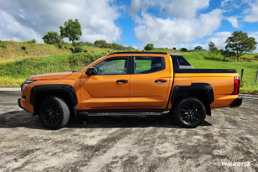 Triton Athlete from the side Triton Athlete from the side