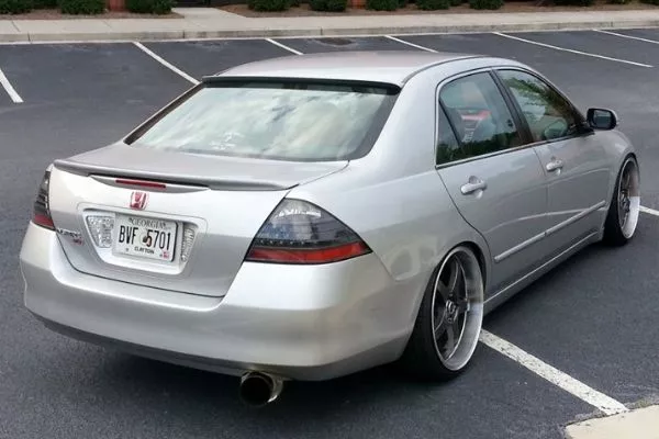 7th gen honda accord rear on the road