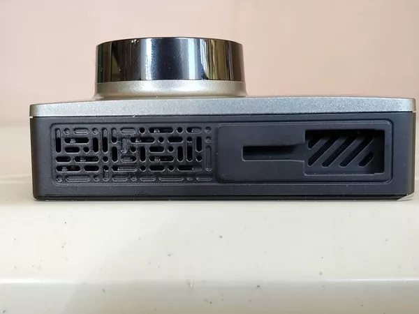 yi smart dashcam exterior