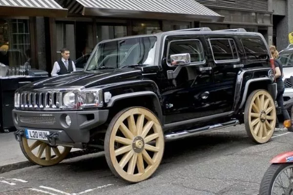 This is what I meant with going overboard amish looking hummer