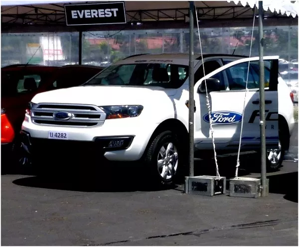 Ford Everest at 2017 MIAS