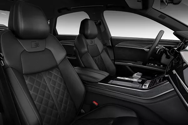 A picture of the interior of the Audi S8's interior.