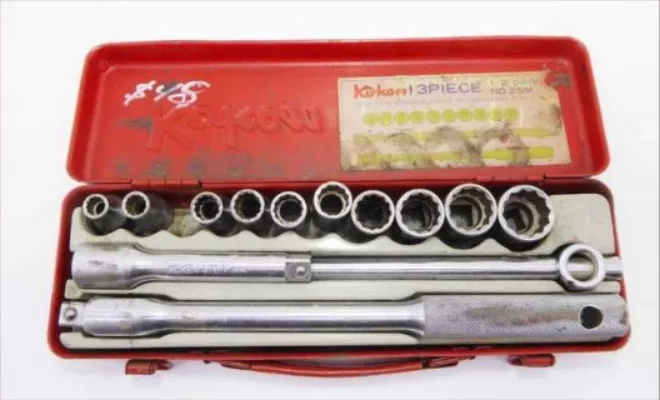 Socket Wrench