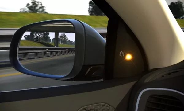 Avoid car accident_blind spot