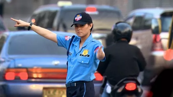 Keep calm and respect traffic enforcer! Traffic enforcer in the Philippines