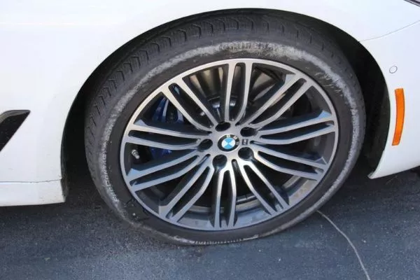A picture of run flat tires on a BMW