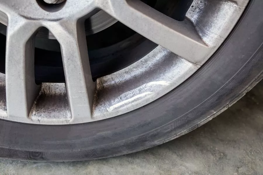 Wheel with brake dust