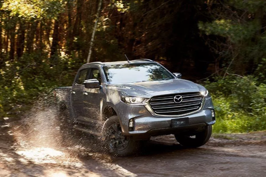 2022 Mazda BT-50 front shot