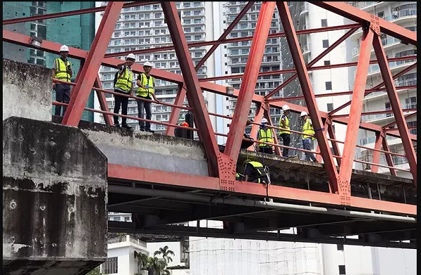 Rockwell Bridge be closed to traffic for nearly three years for reconstructions road with worse traffic manila_rockwell bridge