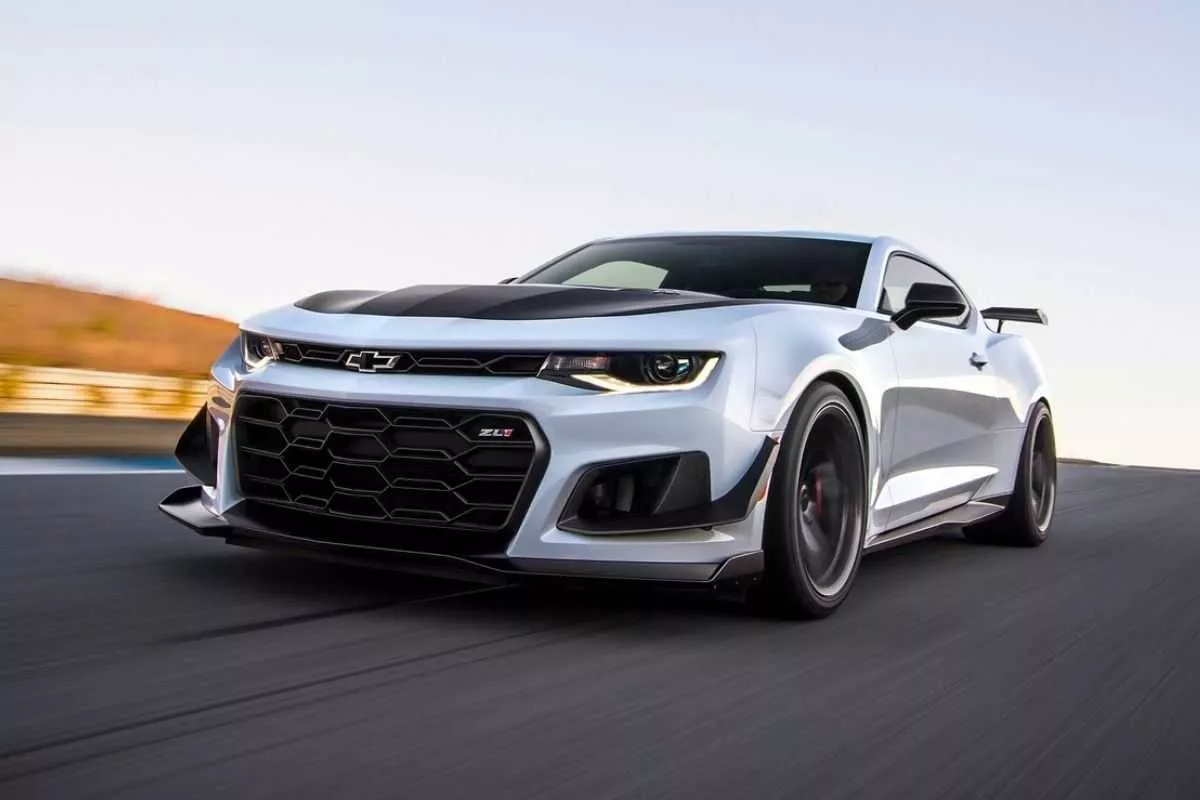 One of the production models that uses the LT1 is the Chevy Camaro SS ZL1 A picture of the Chevrolet Camaro SS ZL1 on a racetrack