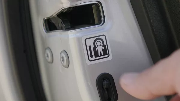 Child lock is essential when having children on board Basic car features_child lock