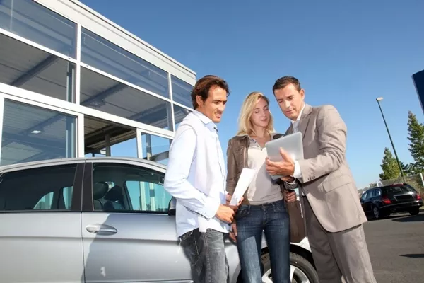 buying car with dealer