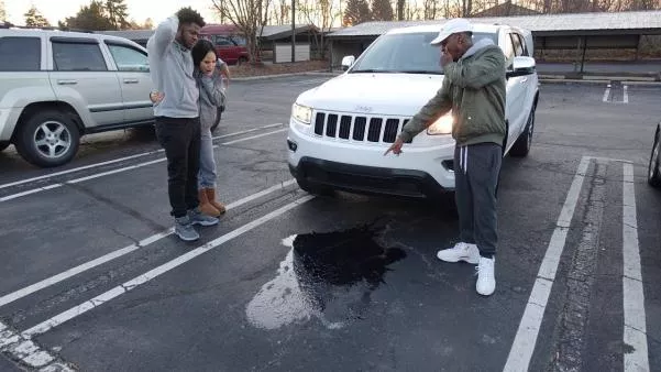 car engine oil leaks