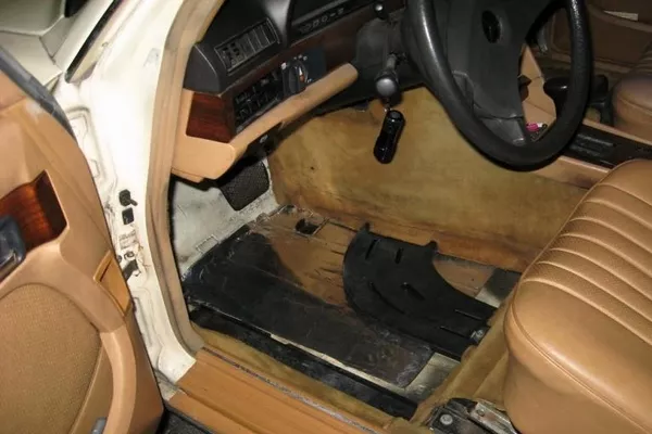 car floor 