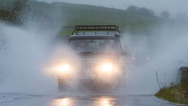 Car hydroplane