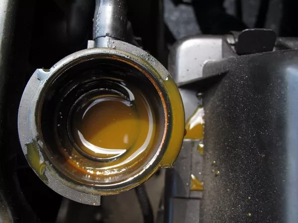 Bad engine coolant liquid