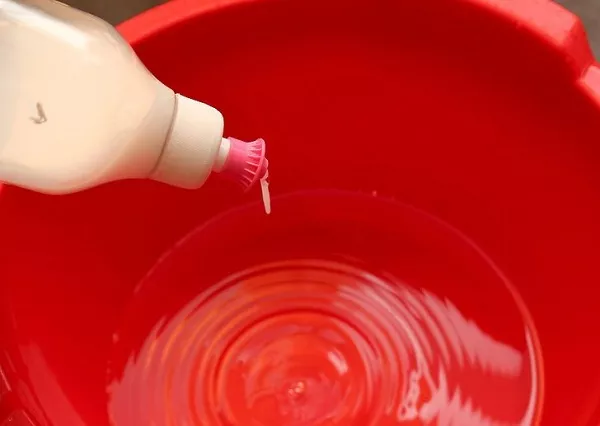 Combine cleaning solution