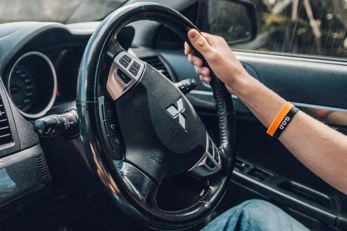 Mitsubishi steering wheel