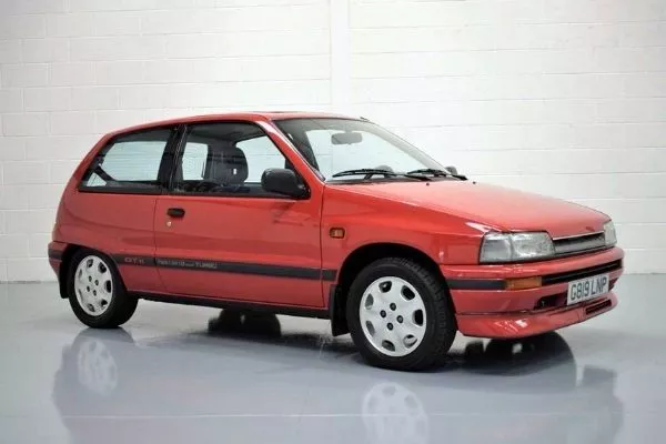 Daihatsu Charade modified