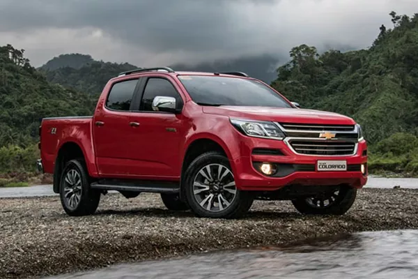 chevy colorado angular front