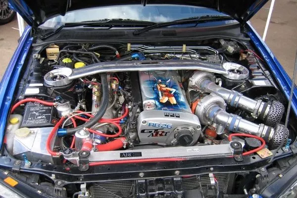 A picture of a Skyline GTR's engine bay